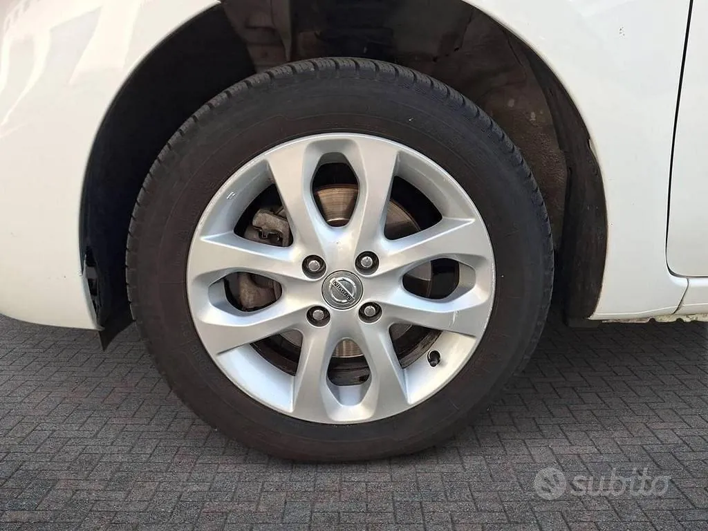 Nissan Micra 2014 photo 5