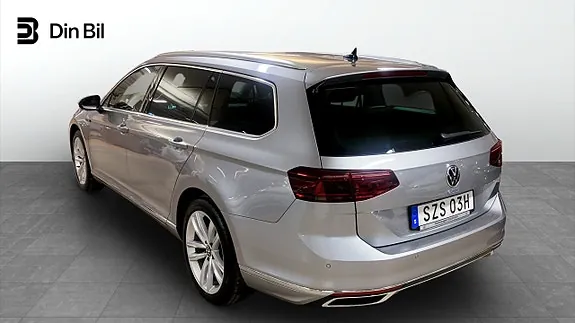 Volkswagen Passat 2023 photo 3