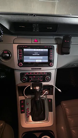 Volkswagen Passat 2010 photo 5