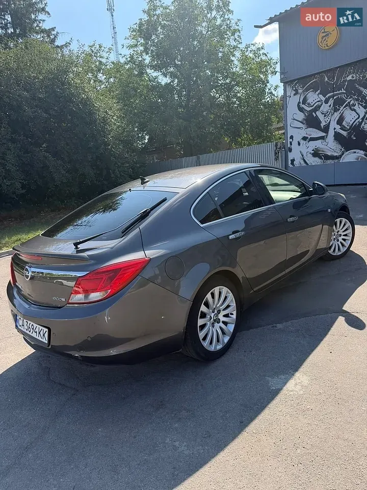 Opel Insignia 2010 photo 4