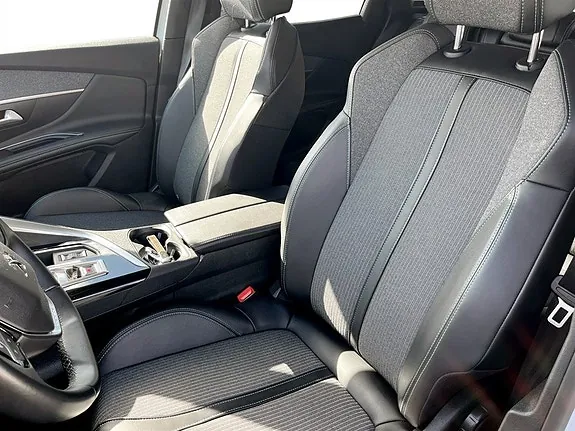 Peugeot 3008 2022 photo 5
