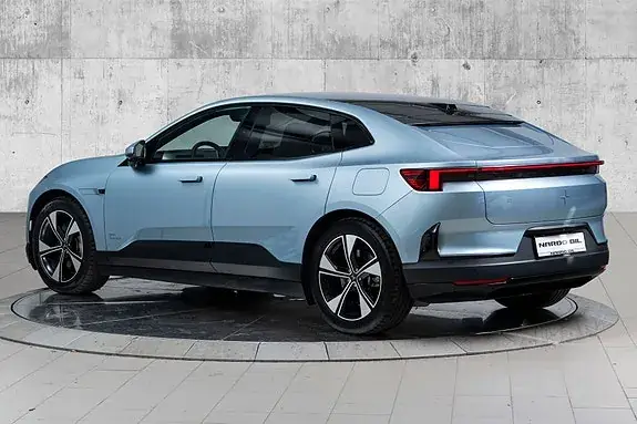 Polestar 4 2026 photo 4