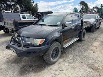 Mitsubishi Triton 2007 photo 2