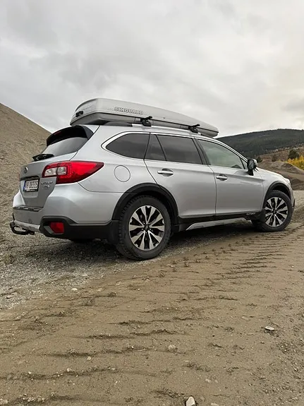 Subaru Outback 2017 photo 3