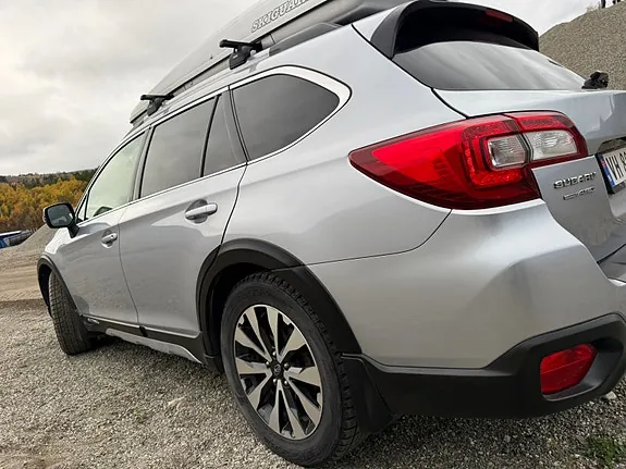 Subaru Outback 2017 photo 4