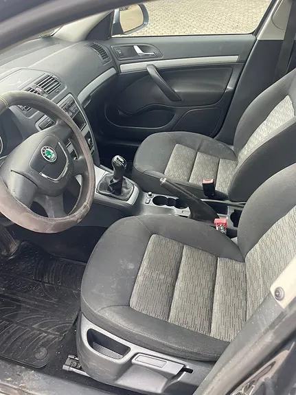 Skoda Octavia 2012 photo 4