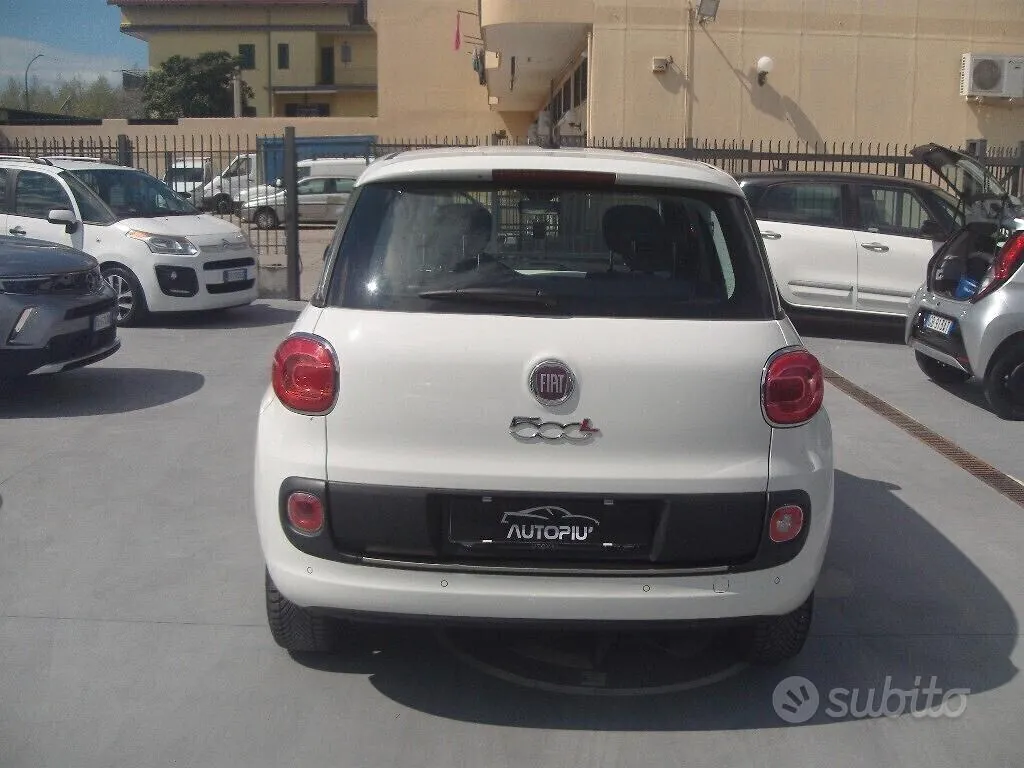 Fiat 500L 2013 photo 4