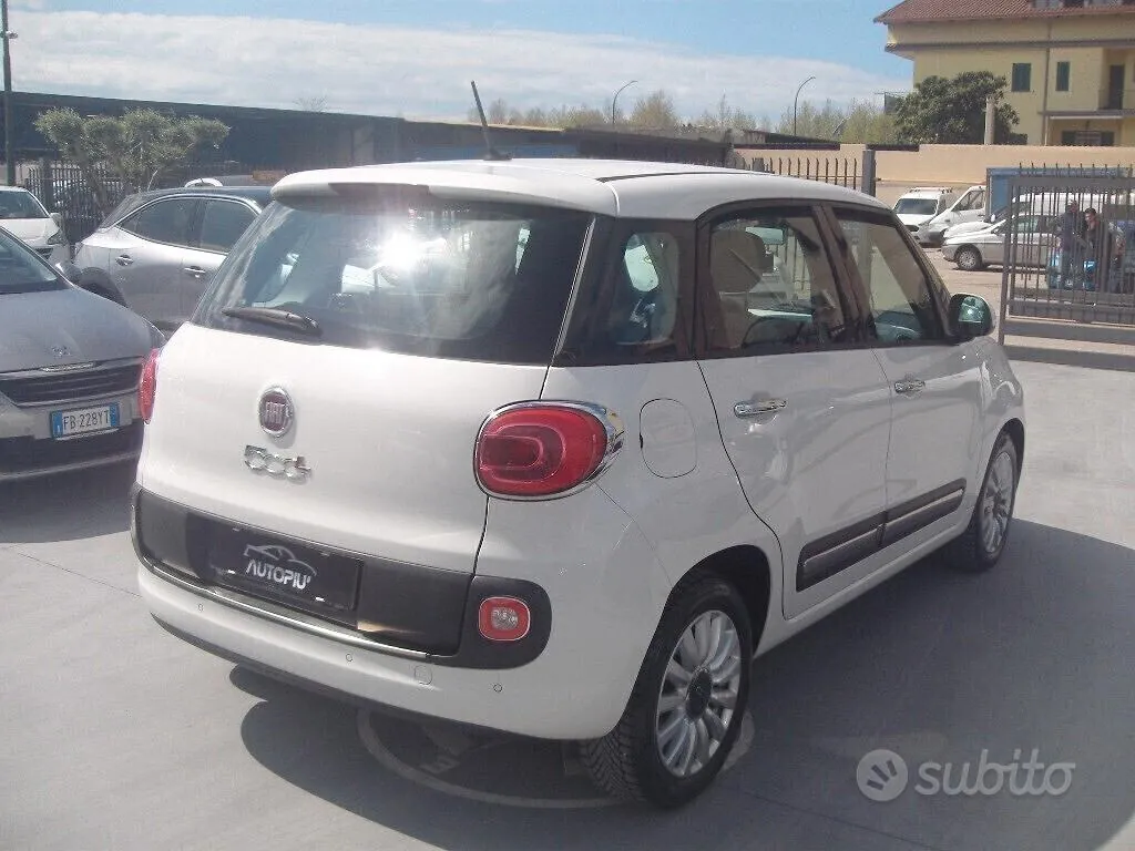 Fiat 500L 2013 photo 5