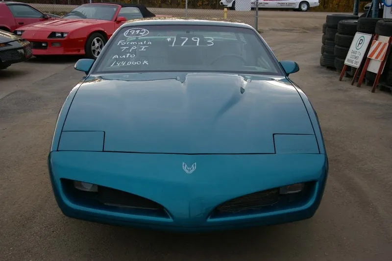 Pontiac Firebird 1992 photo 2