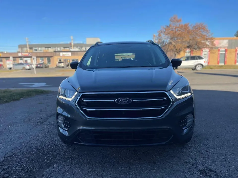 Ford Escape 2017 photo 2