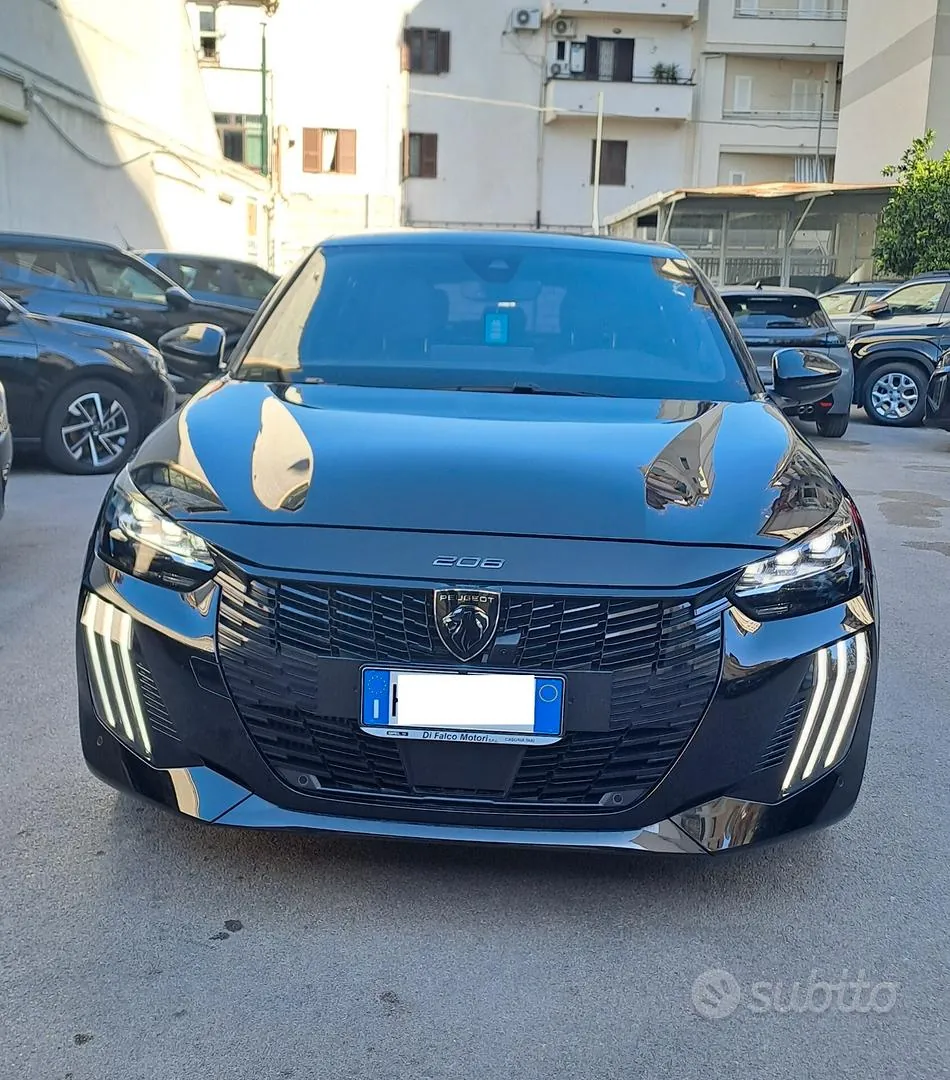 Peugeot 208 2024 photo 3
