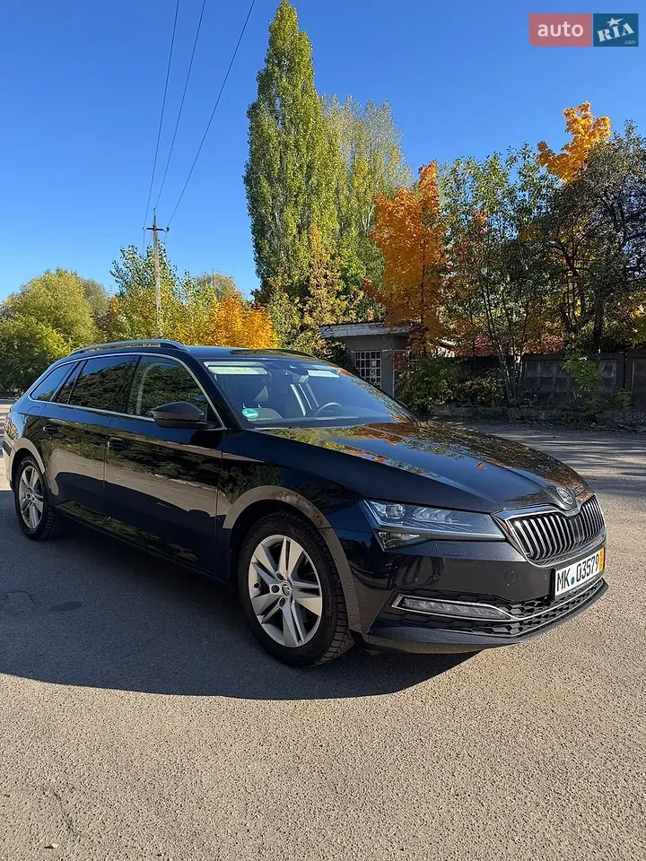 Skoda Superb 2022 photo 4