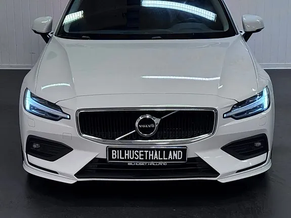 Volvo V60 2021 photo 4