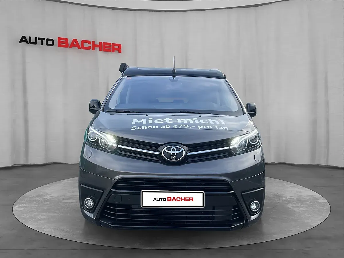 Toyota Proace 2023 photo 2