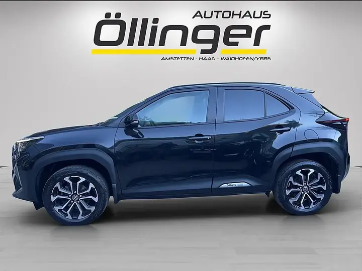Toyota Yaris Cross 2025 photo 2