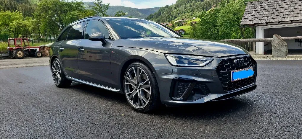 Audi A4 2020 photo 2