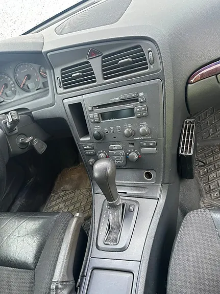 Volvo V70 2000 photo 3