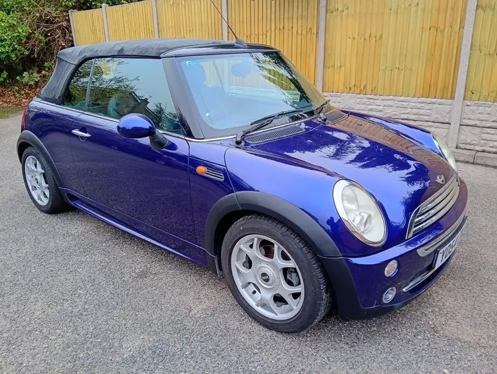 Mini Convertible 2004 photo 3