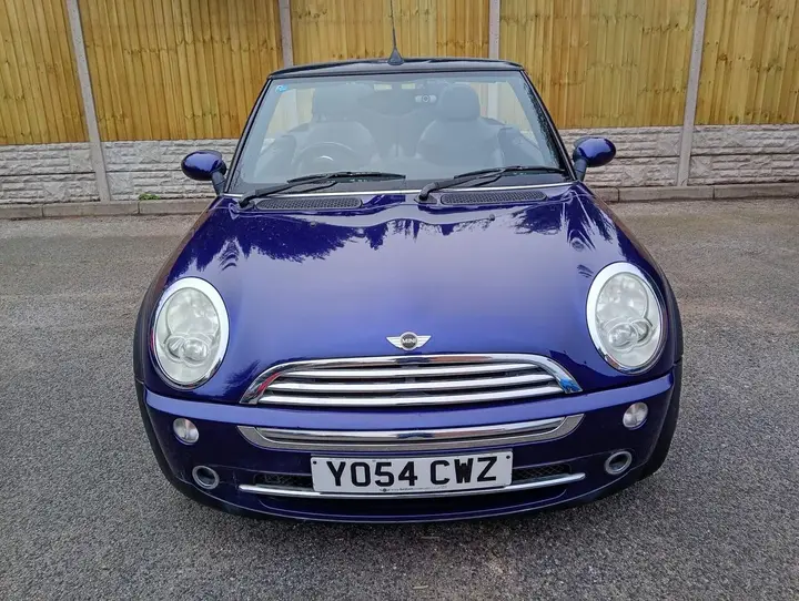 Mini Convertible 2004 photo 4