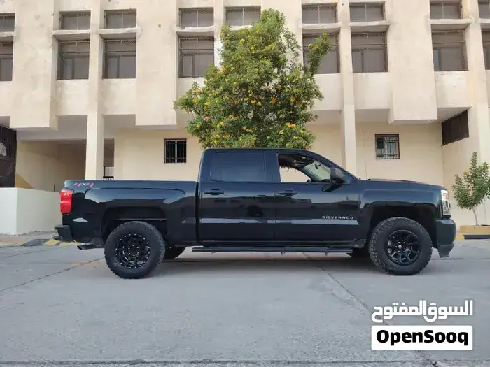 Chevrolet Silverado 2018 photo 3