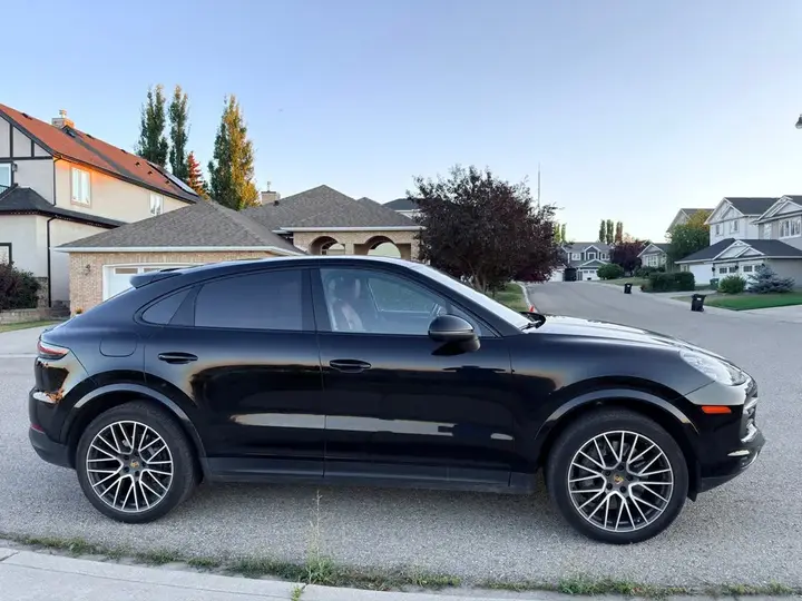 Porsche Cayenne 2020 photo 3