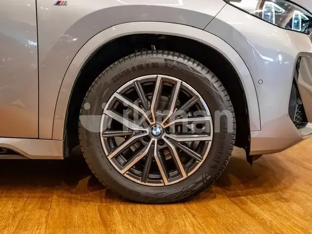 BMW X1 2025 photo 5