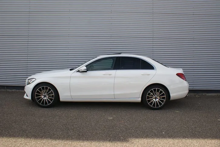 Mercedes-Benz C-Class 2016 photo 2