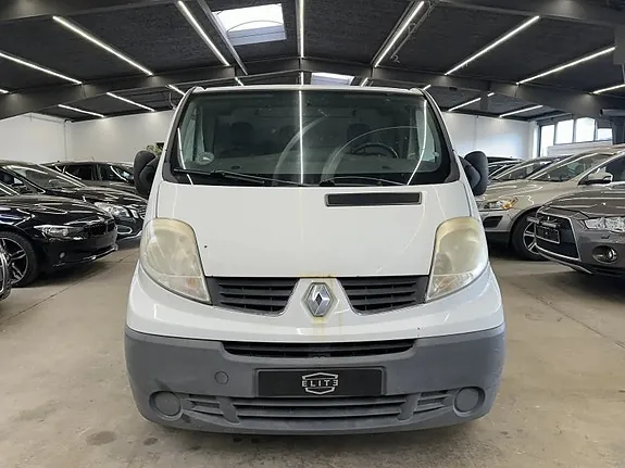 Renault Trafic T29 2010 photo 2