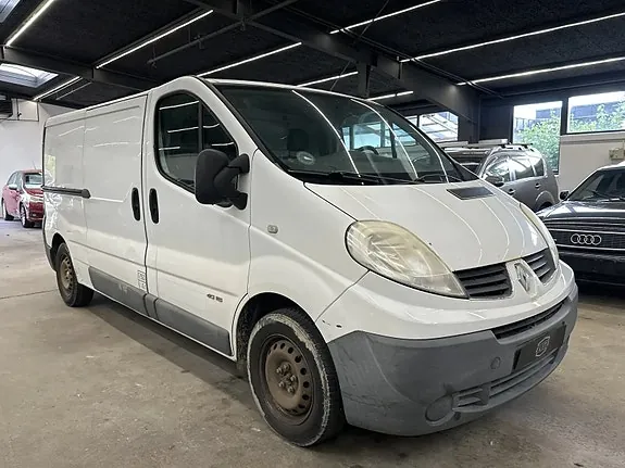 Renault Trafic T29 2010 photo 3
