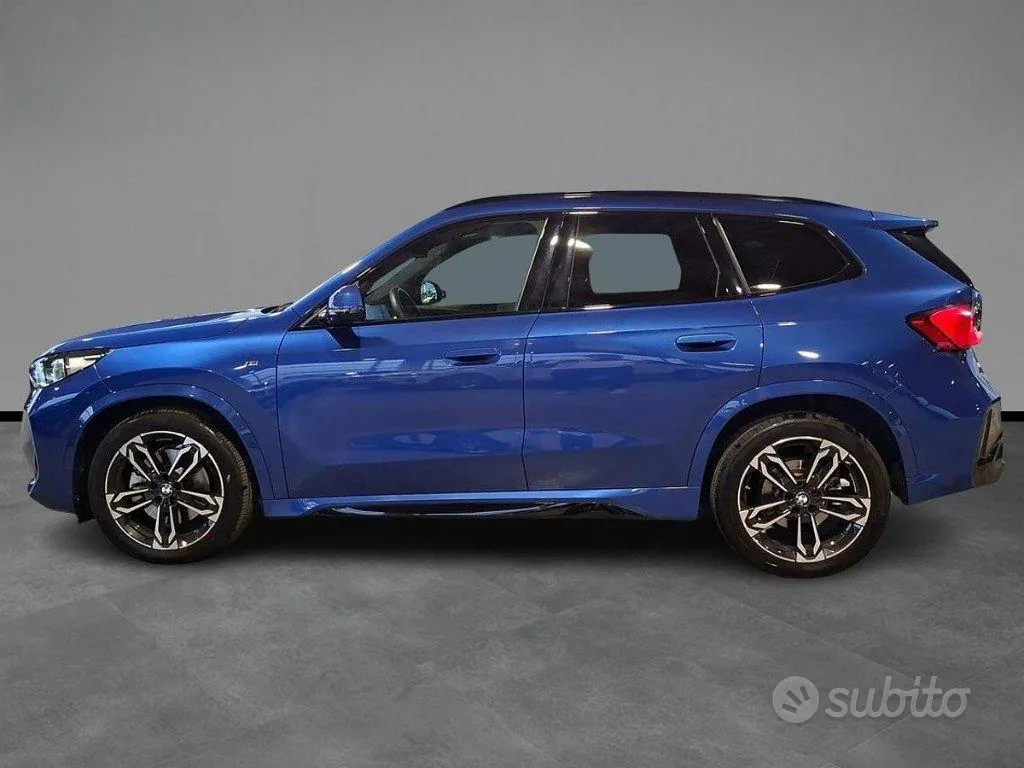 BMW X1 2023 photo 3