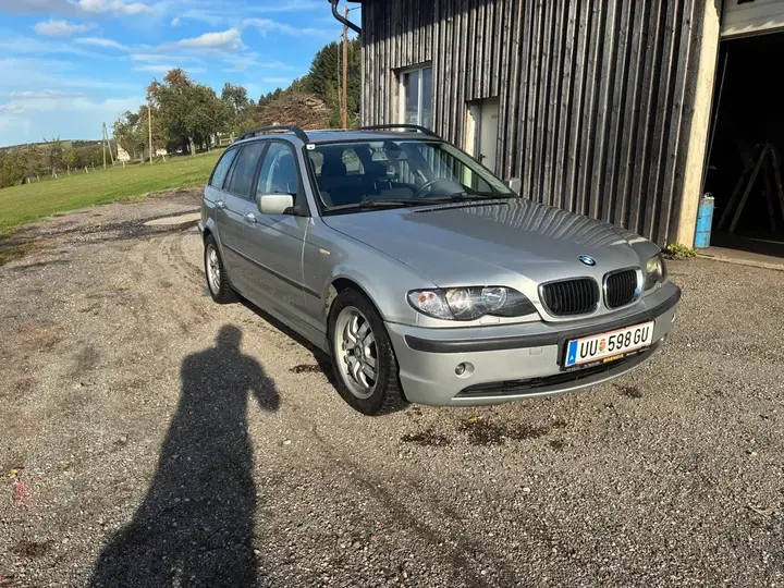 BMW 318D 2002 photo 3