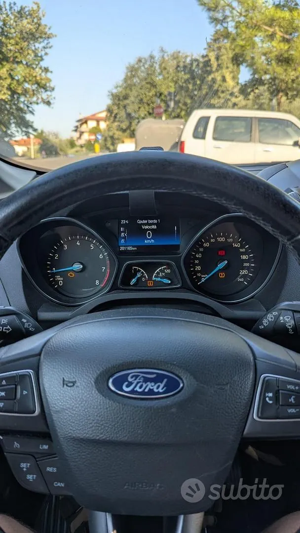 Ford C-Max 2016 photo 4