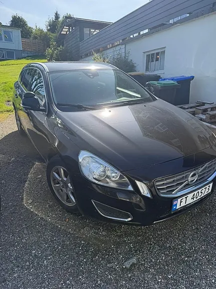 Volvo V60 2012 photo 2