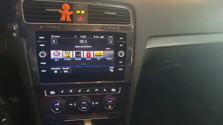 Volkswagen Golf Variant 2018 photo 3