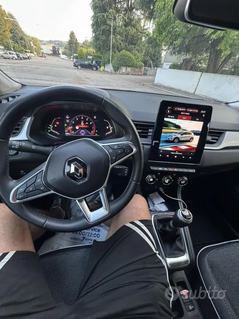 Renault Captur 2023 photo 5