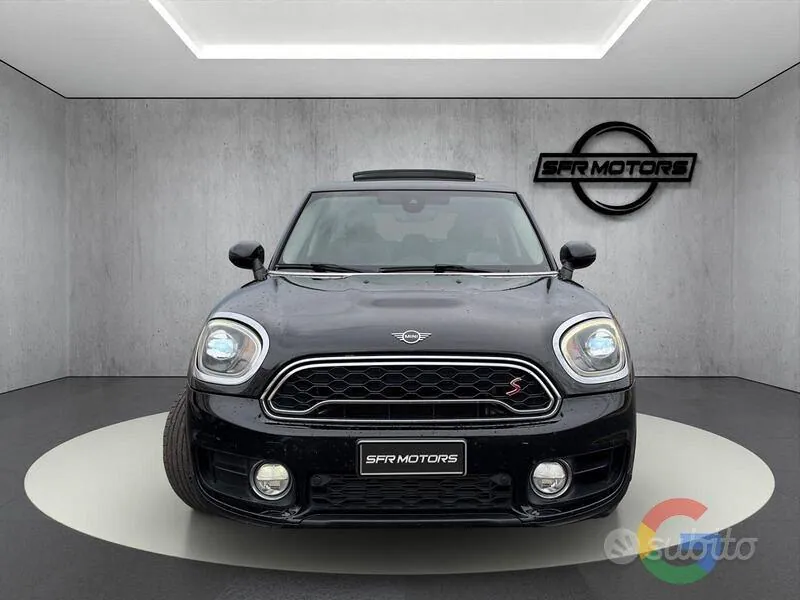 Mini Countryman 2019 photo 2