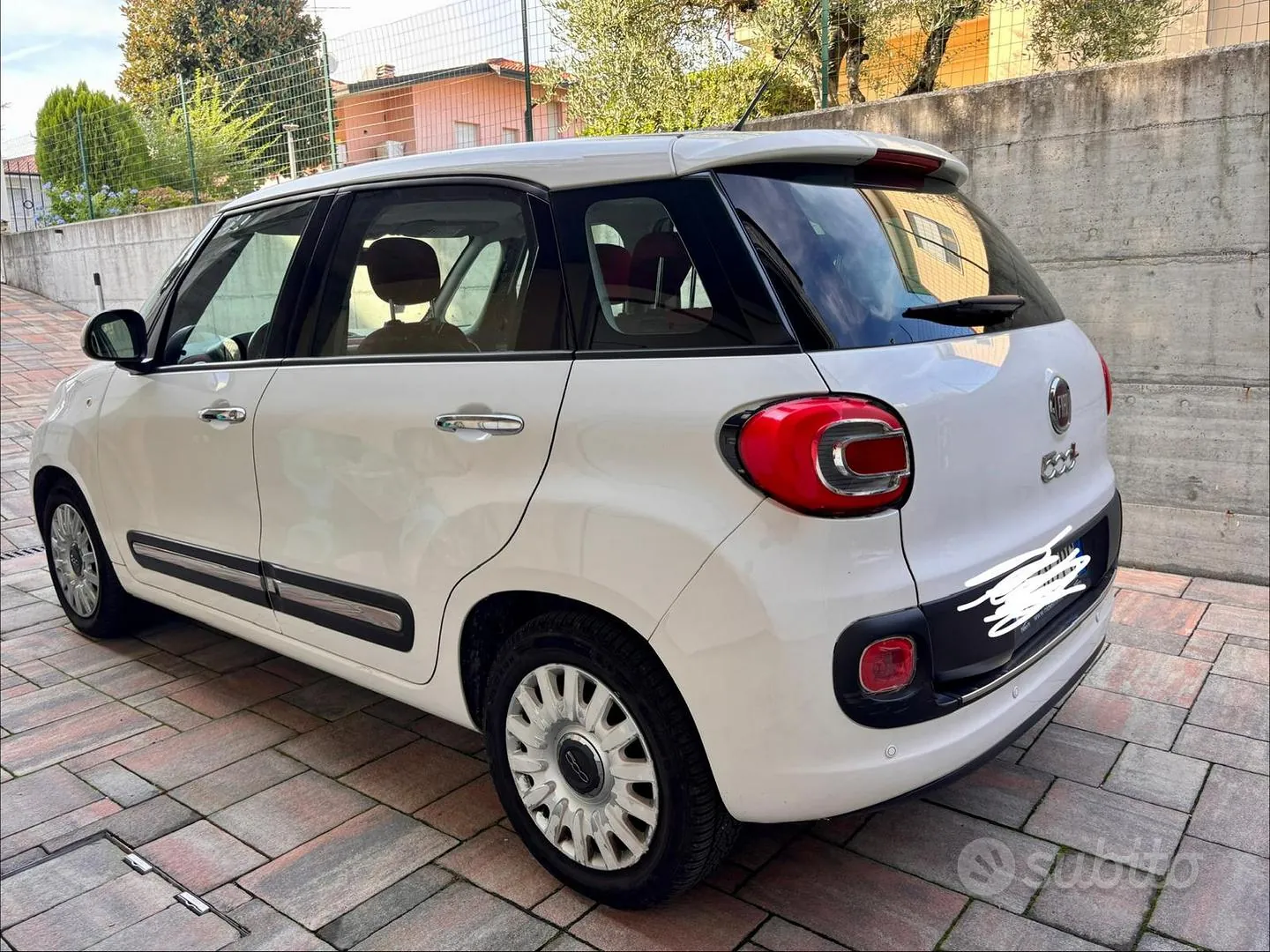 Fiat 500L 2013 photo 2