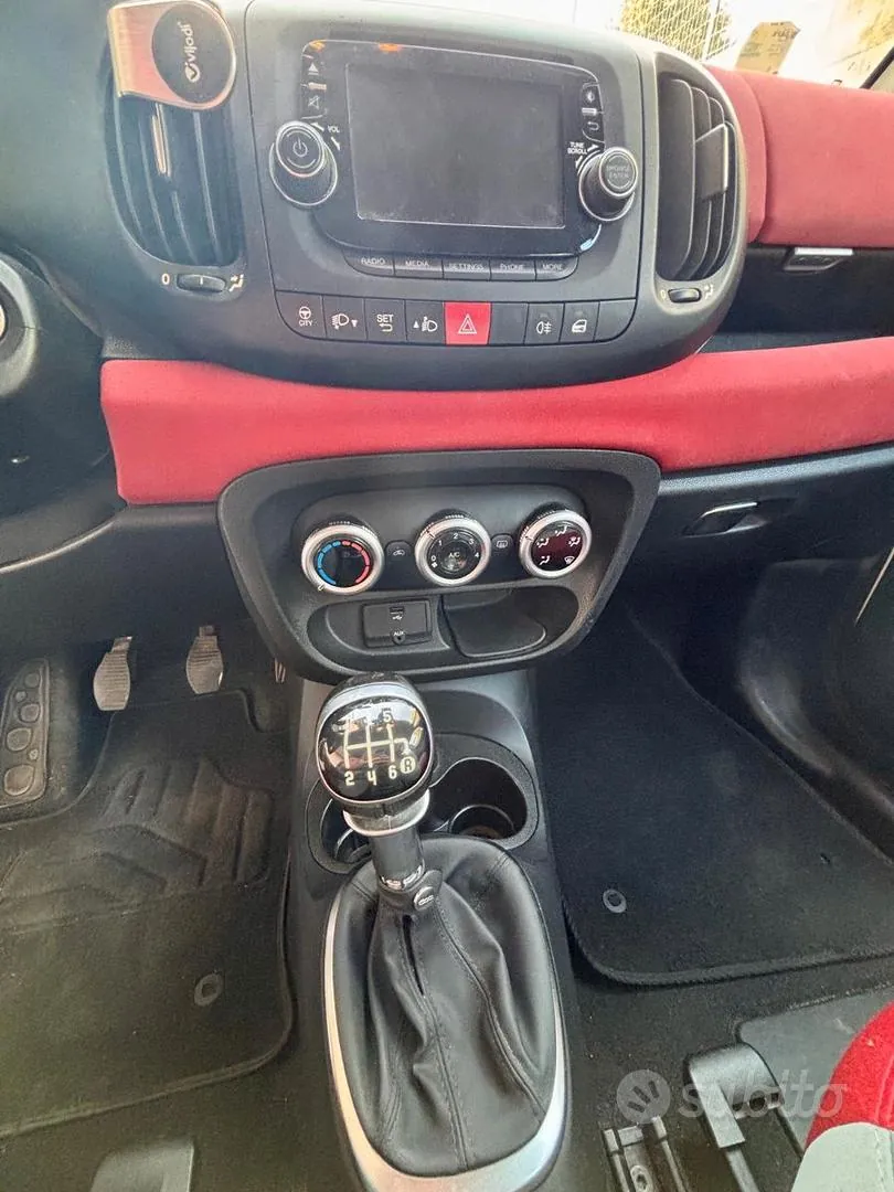 Fiat 500L 2013 photo 4