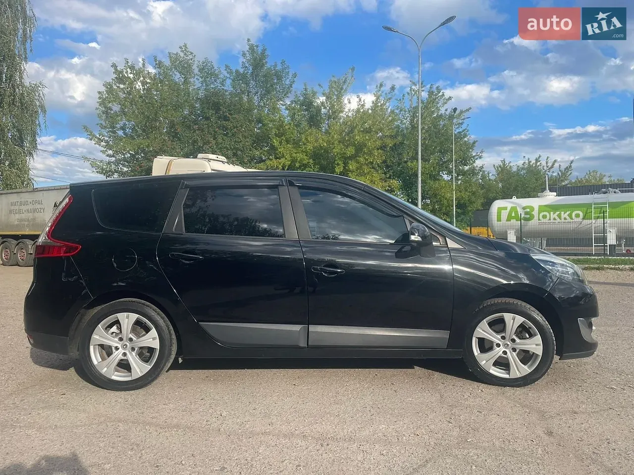 Renault Scenic 2013 photo 5