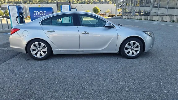 Opel Insignia 2012 photo 3