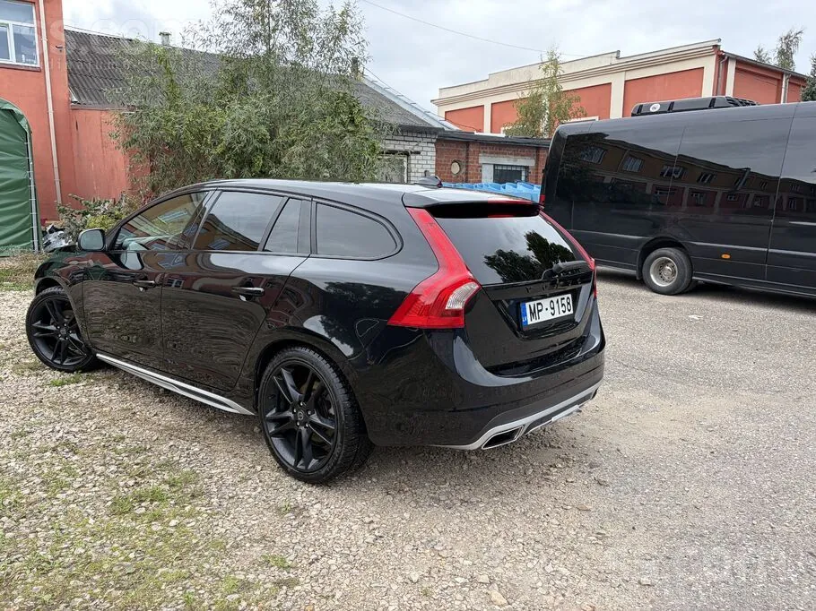 Volvo V60 2014 photo 4