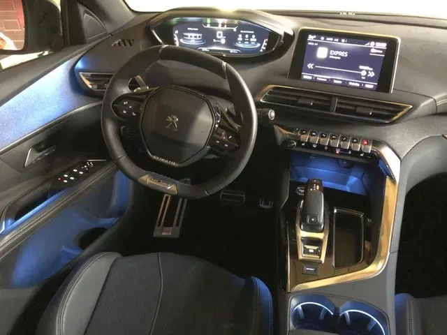 Peugeot 5008 2018 photo 4