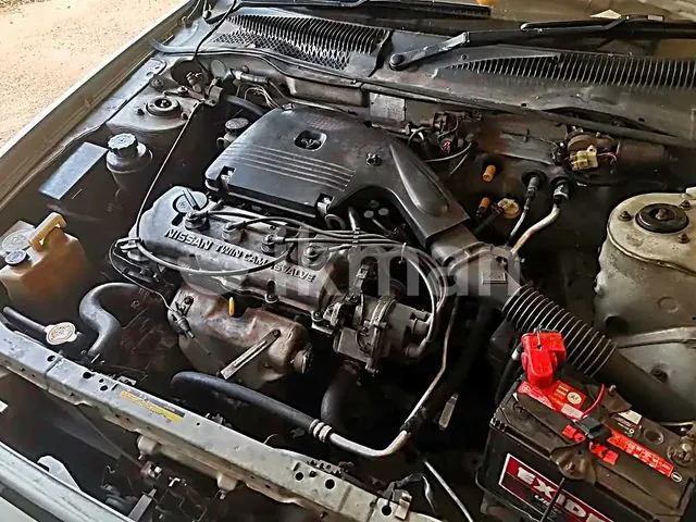 Nissan Sunny 1993 photo 5