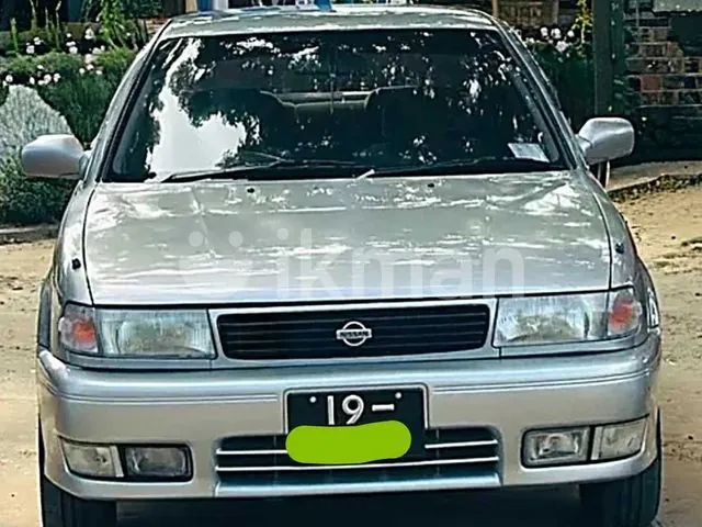 Nissan Sunny