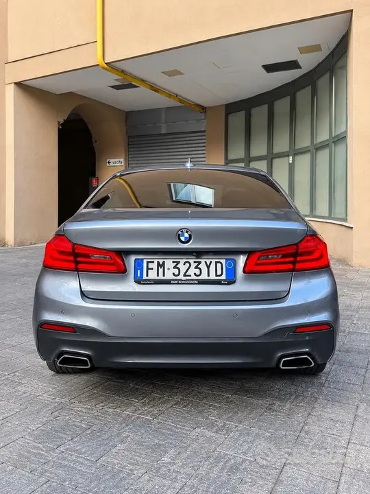 BMW 530E 2018 photo 3
