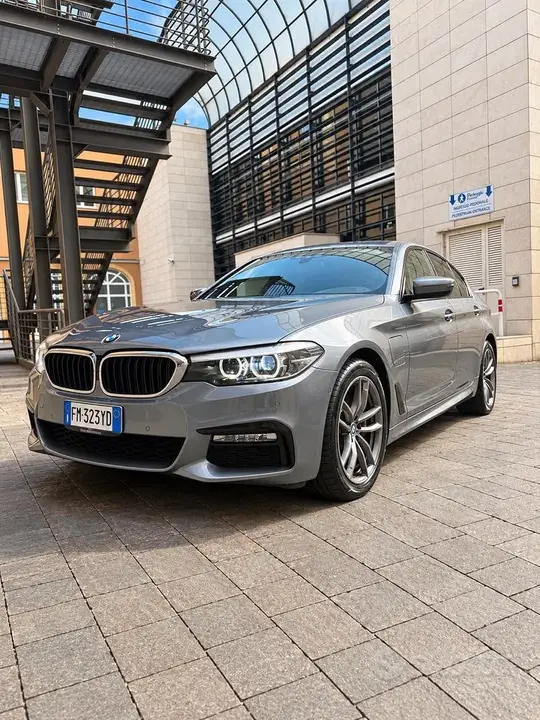 BMW 530E