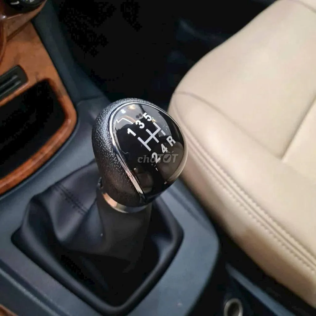 Ford Fiesta 2011 photo 4