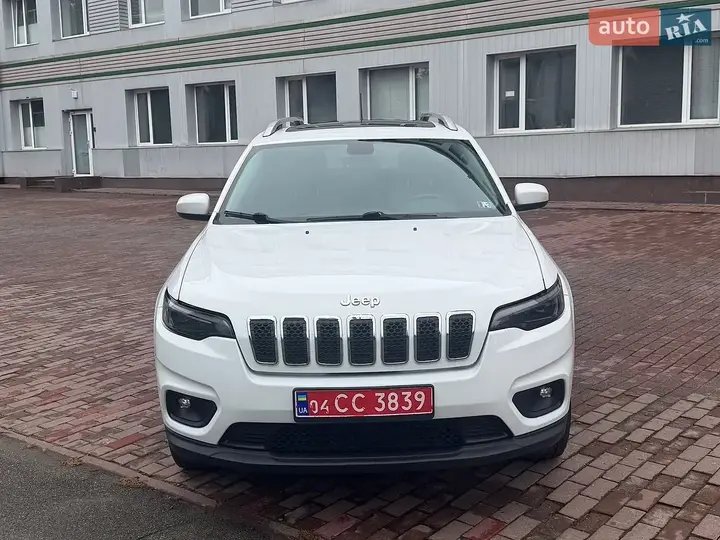 Jeep Cherokee 2019 photo 3