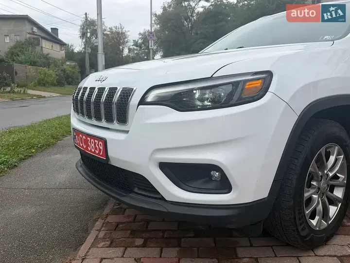 Jeep Cherokee 2019 photo 5