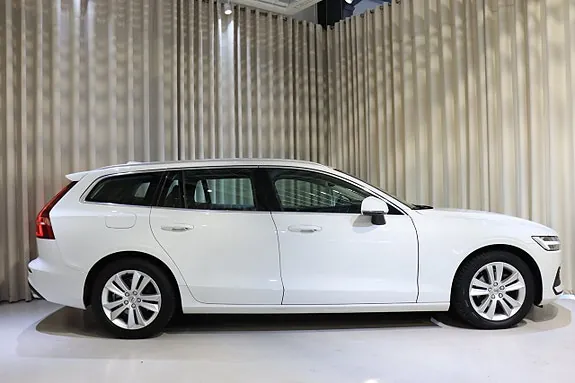 Volvo V60 2021 photo 4